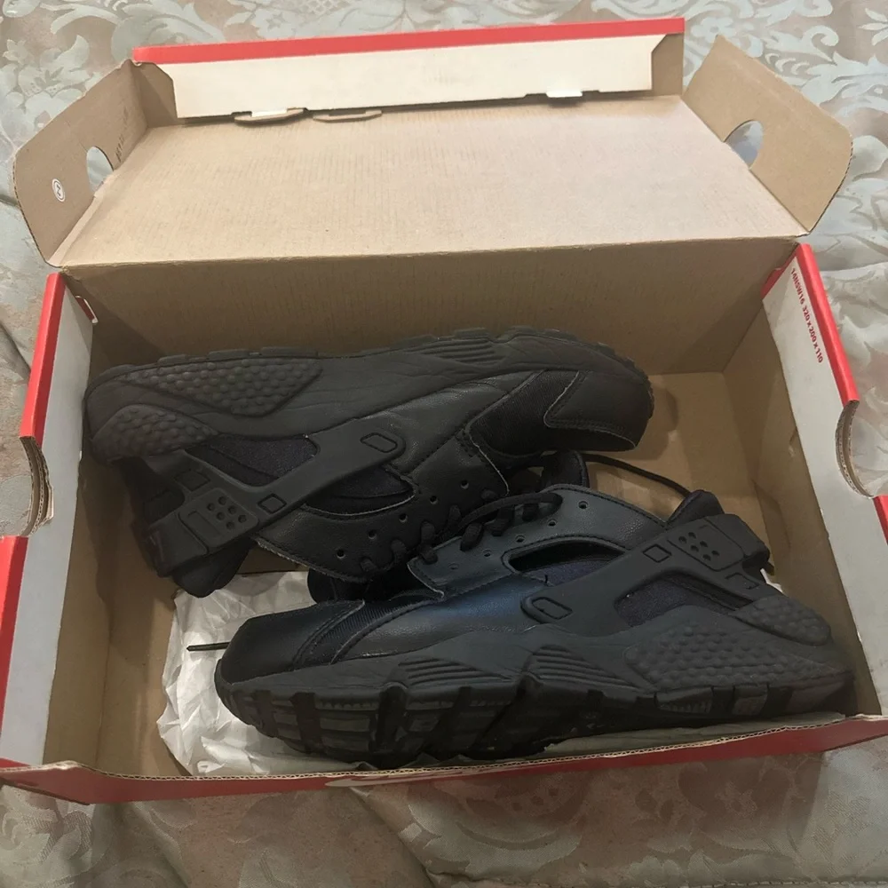Nike Black huaraches - Picture 1 of 5